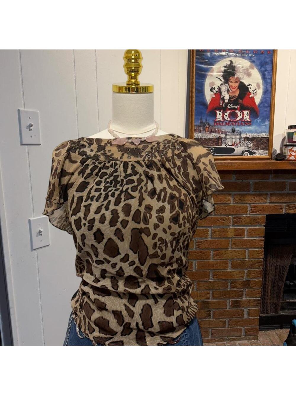 Vintage 90’s Nue Options Leopard print top with beaded neckline Size medium